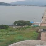 சேலம் மேட்டூர் அருகே தோட்டத்தில் பணியாற்றிய மூதாட்டிக்கு ரூ.46,000 மதிப்பிலான ‘டியோர்’ குளிர்கண்ணாடியை அணிவித்த முதல்வர் விஜய்